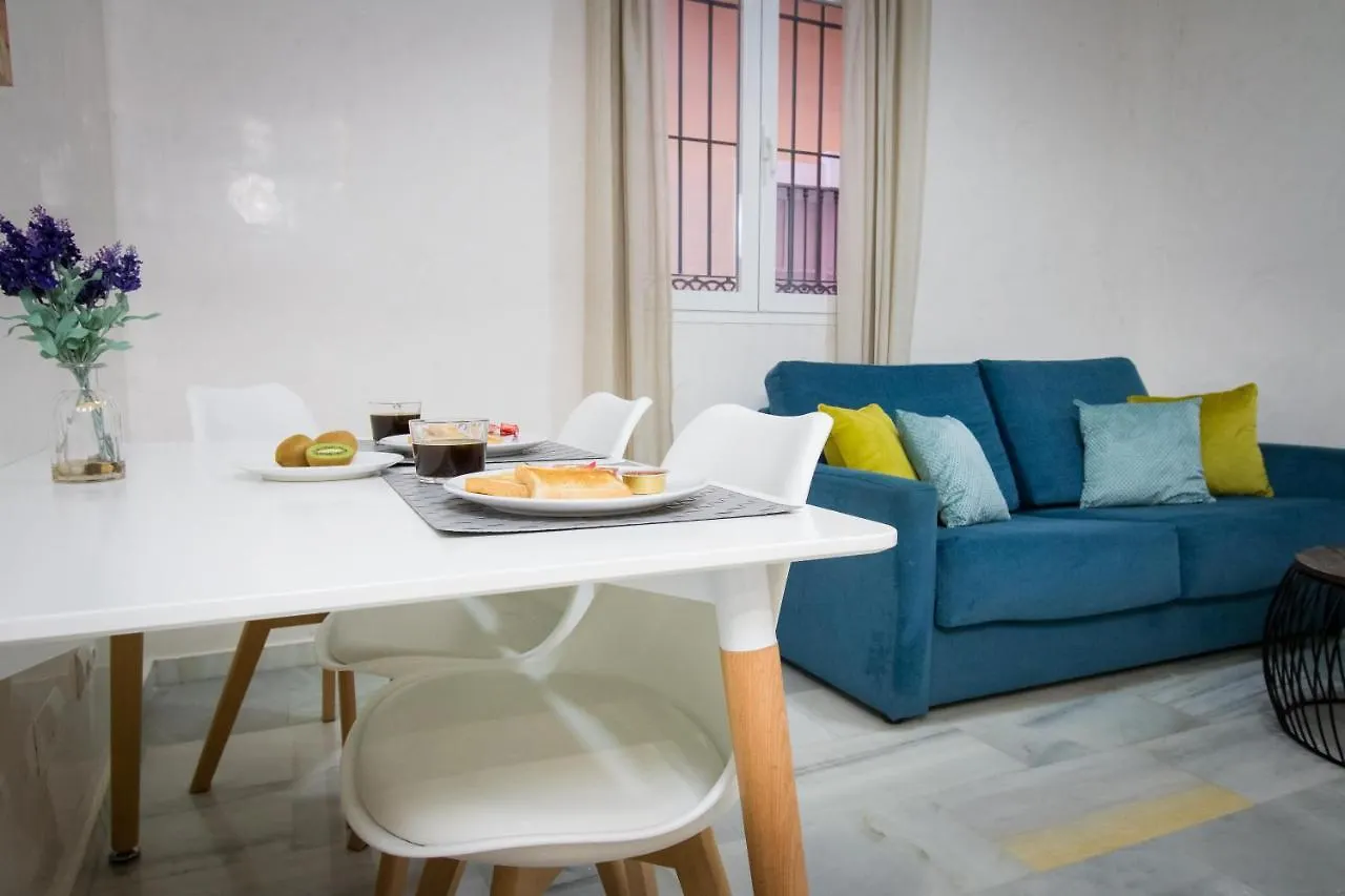 דירות Holidays2Malaga Eduardo Ocon En Planta Baja Y Zona De Ocio Nocturno ספרד