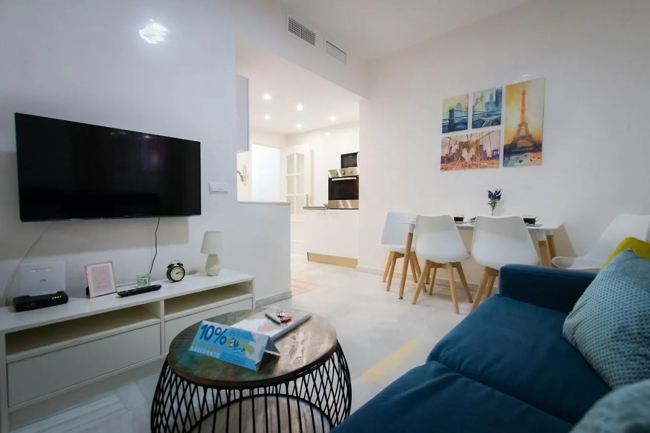 Holidays2Malaga Eduardo Ocon En Planta Baja Y Zona De Ocio Nocturno Apartment